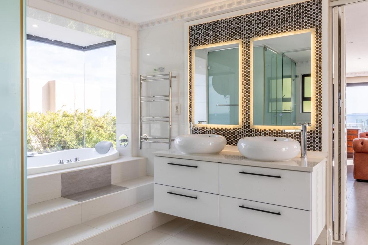 Oceana Palms Luxury Guest House Gordonʼs Bay Exteriör bild