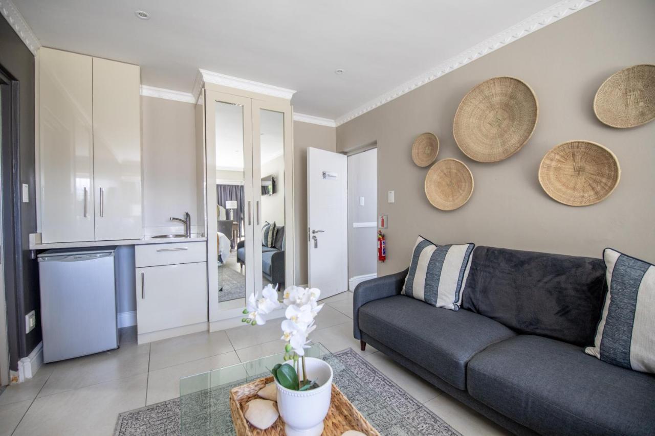Oceana Palms Luxury Guest House Gordonʼs Bay Exteriör bild